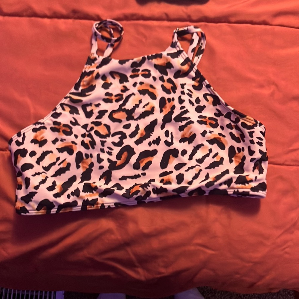 Leopard Print Crop Top